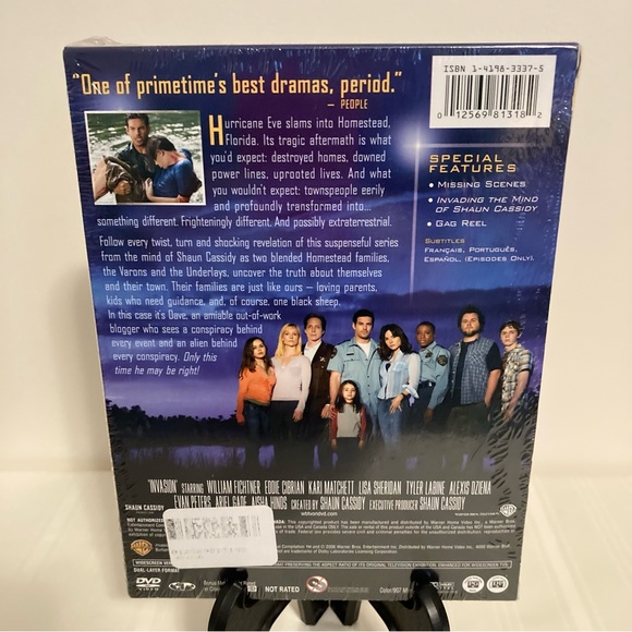 Invasion The Complete Series Boxed Set - Picture 2 of 2